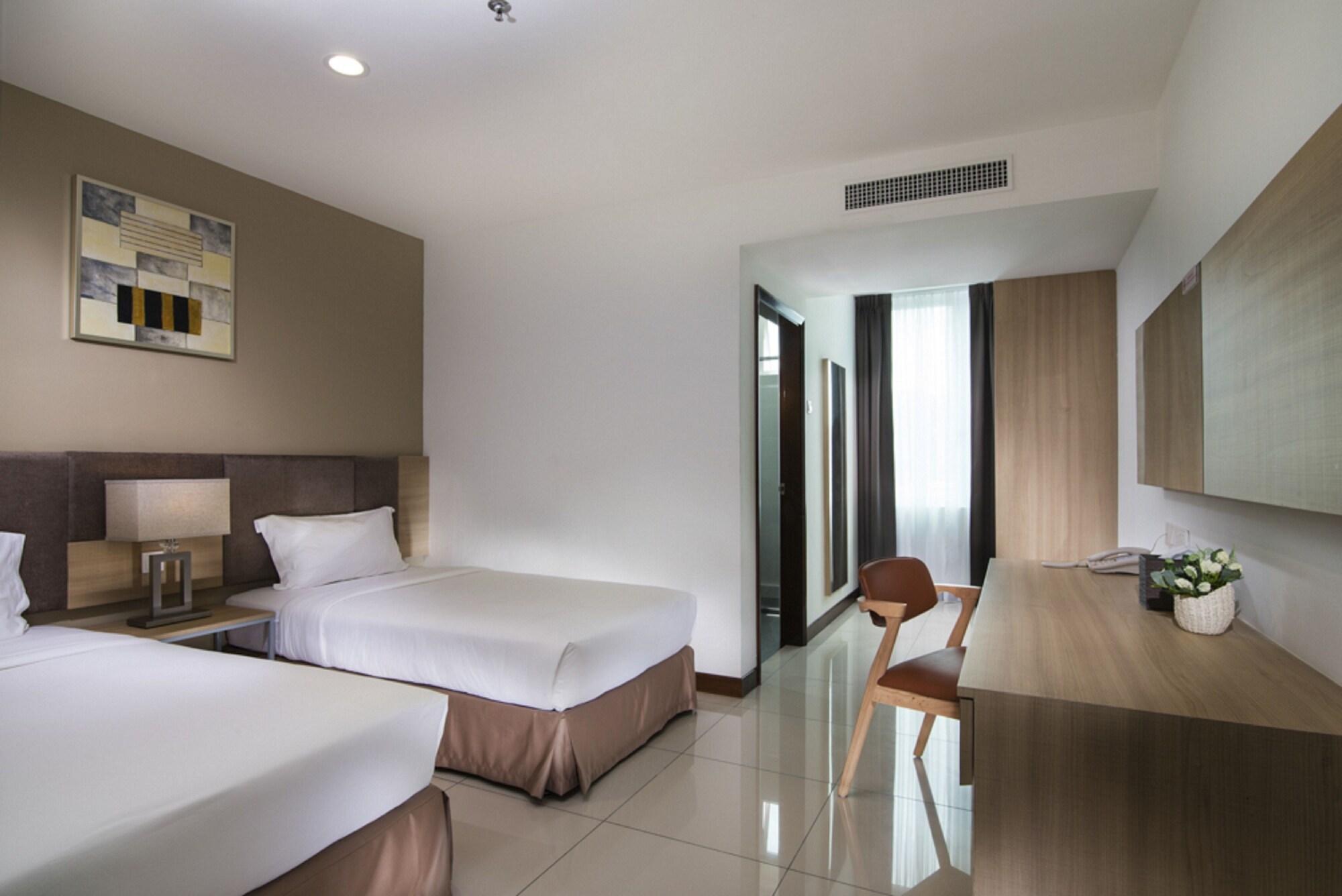 One Pacific Hotel And Serviced Apartments George Town Ngoại thất bức ảnh