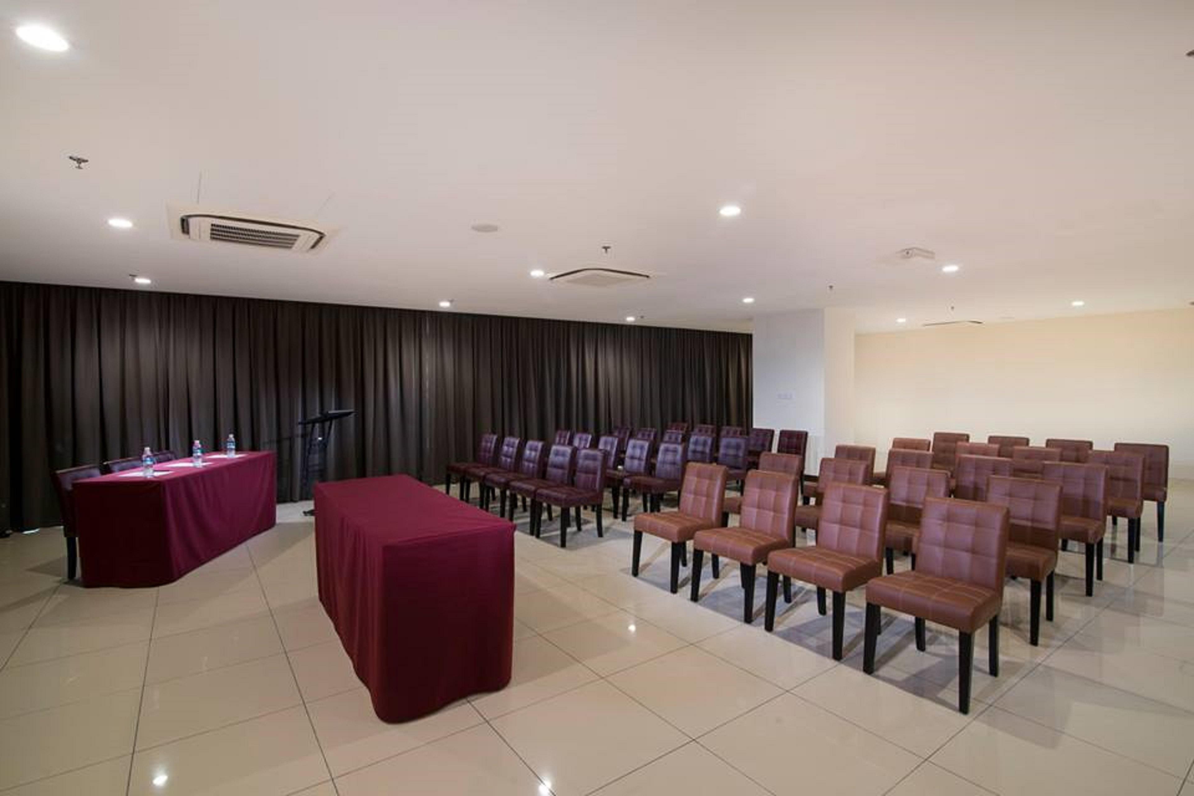 One Pacific Hotel And Serviced Apartments George Town Ngoại thất bức ảnh