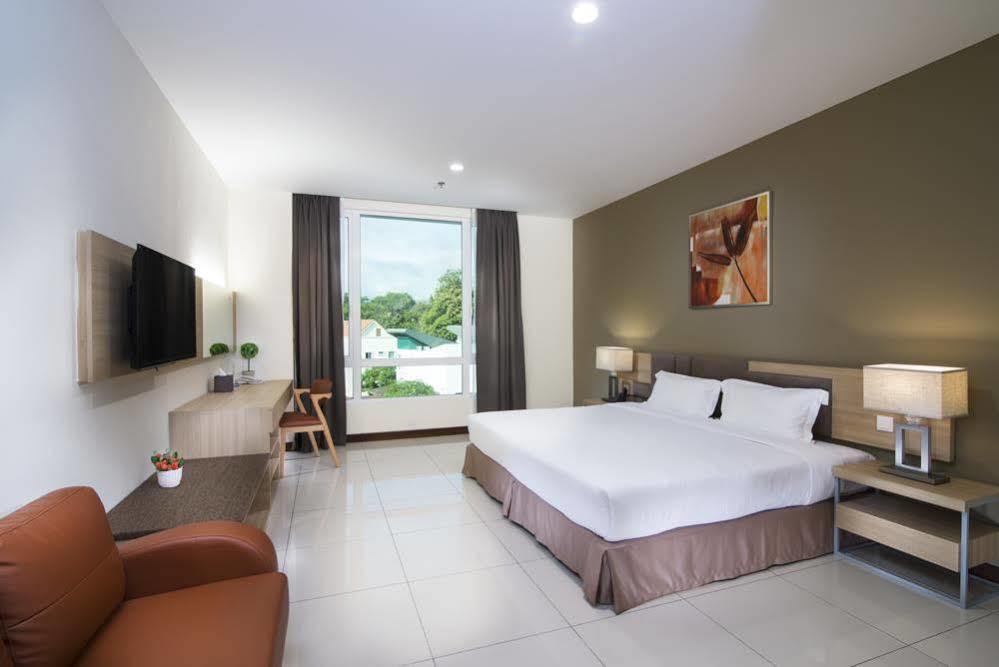 One Pacific Hotel And Serviced Apartments George Town Ngoại thất bức ảnh